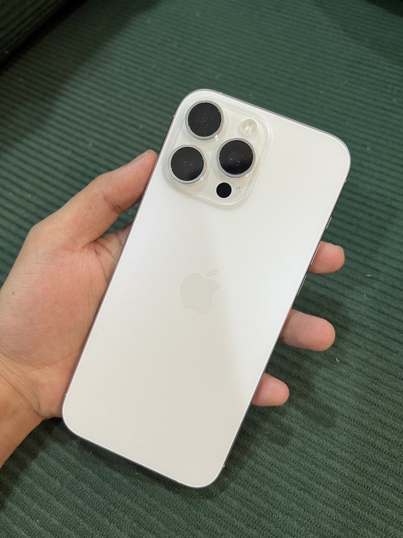 iPhone 16 Pro Max (Category: iPhone 16 Series) located in Pasay City. Submitted by ralphalfaro (Listing ID 1441362955, Image 2). Description: iPhone 16 Pro Max 256 GB ₱55,000 only! For sale or open for swap to iPhone 17 😊 • No history of repair • Original all parts • Factory unlock • All buttons working • Smooth • Super linaw cam • Face ID working • Open line (any sim) • Truetone Working • Makinis • Unli reset • Check to sawa • 91bh (605 Cycle C
