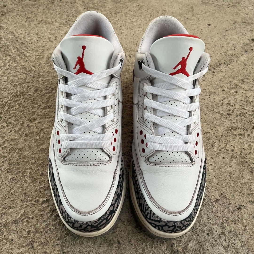 Jordan (Category: Sneakers) located in Bayombong. Submitted by johnestrell315 (Listing ID 1441346698, Image 1). Description: .