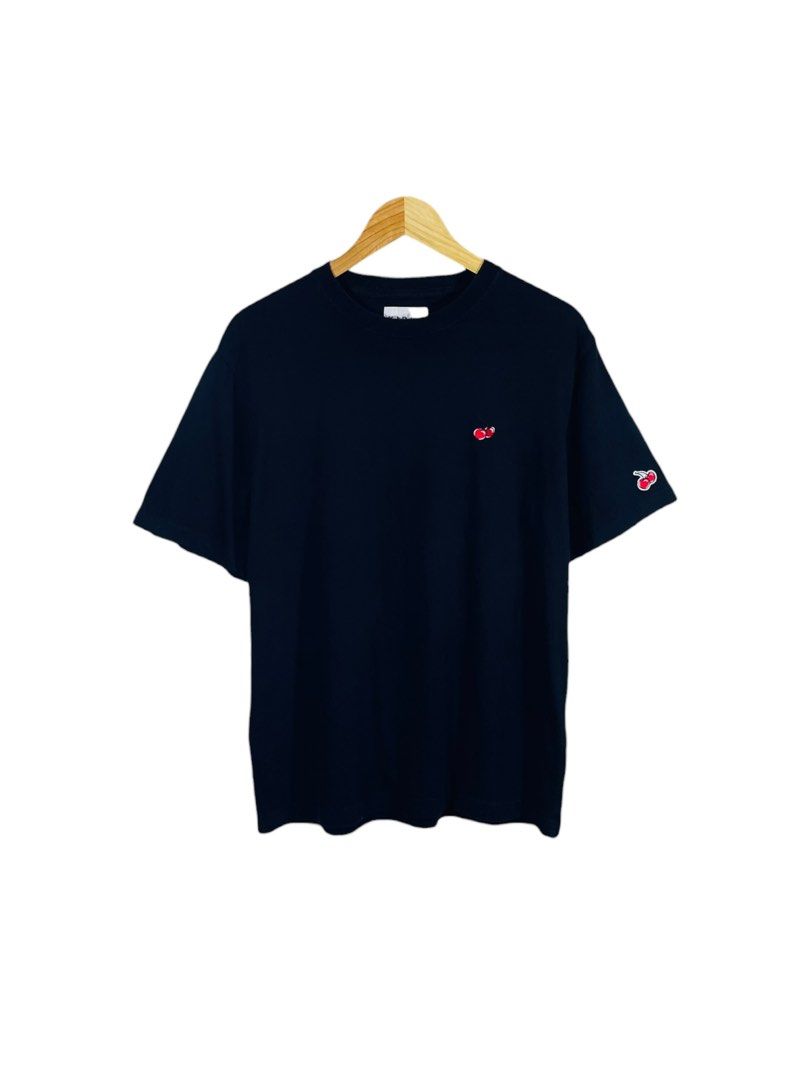 KIRSH Black T-shirt (Category: Tshirts & Polo Shirts ) located in Davao. Submitted by preme89 (Listing ID 1441171918, Image 1). Description: KIRSH Black T-shirt Excellent Condition 10/10 Color rate No issues L28 W20 Medium Mine:350.