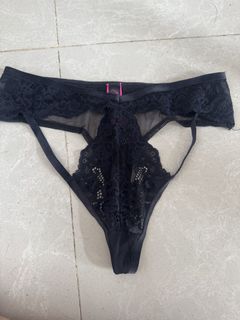 (Category: ) located in . Submitted by luxredux (Listing ID 1441219895, Image 1). Description: .