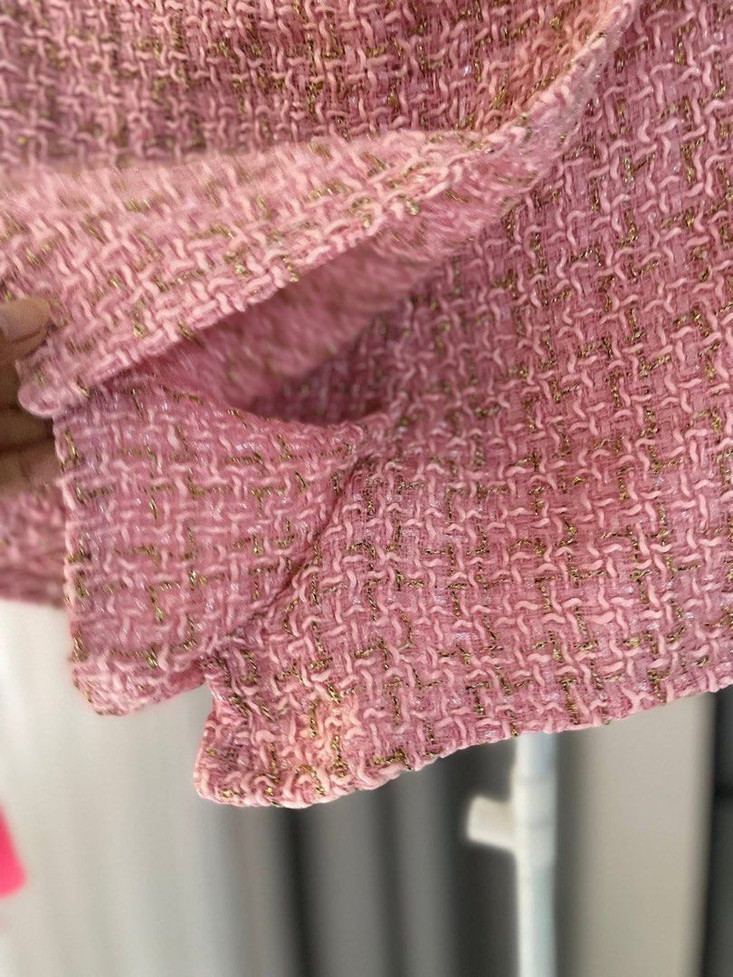Laila & lyra tweed skort and ruffle pink top set bundle take all (Category: Babies & Kids Fashion) located in Sorsogon. Submitted by comfortbeforestyle (Listing ID 1441326421, Image 3). Description: Take all for ₱349 • Laila & Lyra skort (adjustable waist) • Toughslin top Both were worn around 5Y by a petite kid. Size: 4Y & 8Y Condition: Lightly used SORSOGON | J&T.