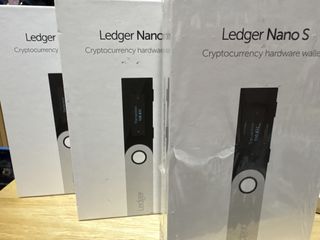 Ledger Nano S Cryptocurrency Hardware Wallet478196507093903360