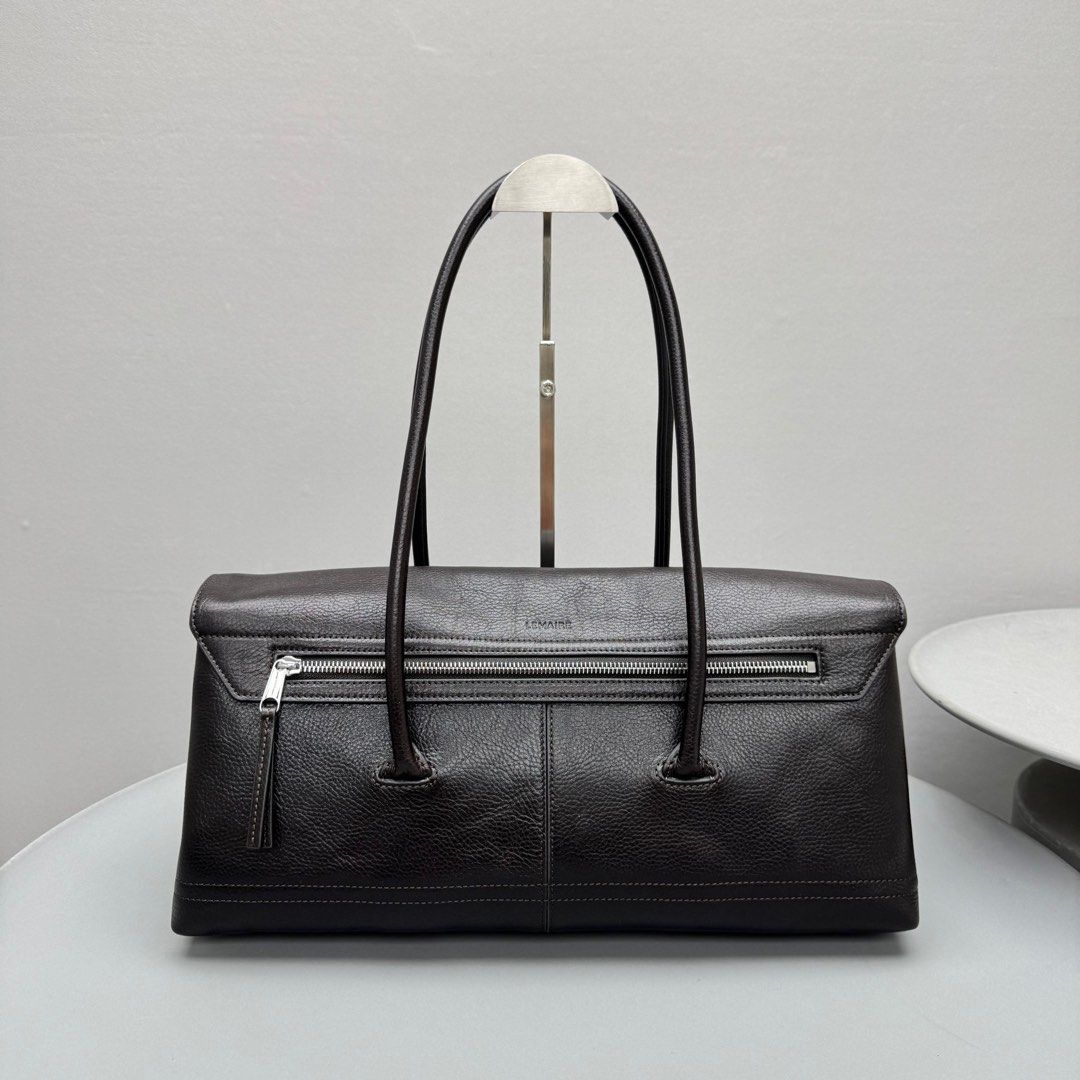 Lemaire Gear leather shoulder bag (Category: Luxury Bags & Wallets) located in Manila. Submitted by shoulderfashion (Listing ID 1441249773, Image 2). Description: .