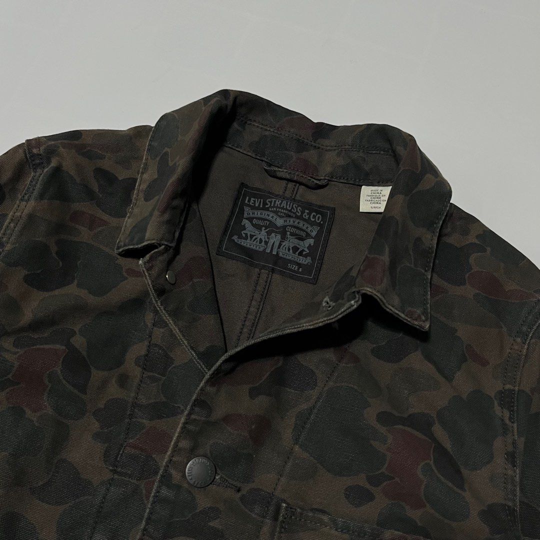 Levis Military Camou Engineer Coat Jacket (Category: Coats, Jackets and Outerwear) located in Bacoor. Submitted by ItsShoeGood (Listing ID 1441265121, Image 3). Description: Size small on tag 21 width 28 length Excellent condition no issue.