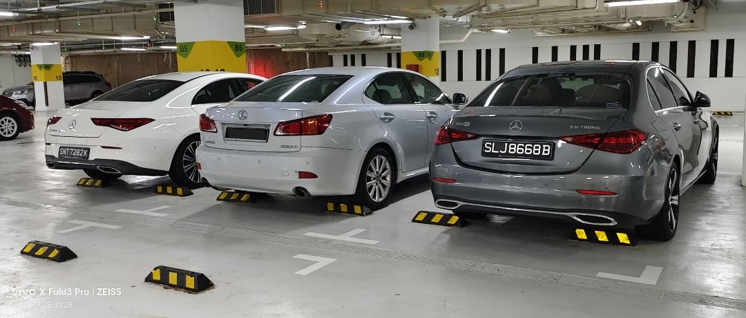 Lexus IS250 2.5 (A) (Category: Used Cars) located in Singapore. Submitted by bruisewayn (Listing ID 1441315170, Image 3). Description: What a gem. Toyota reliabilty. What general maintenance that needed to be done.. i have already done it. No short cuts, no cheap fixes. Everything done the proper way. Stock, no mods. Air con blows really cold. Original Lexus infotainment system. Accident free. Literally zero issues. Not selling if not for other f