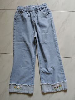 (Category: ) located in . Submitted by erikashoppe (Listing ID 1441186615, Image 1). Description: .