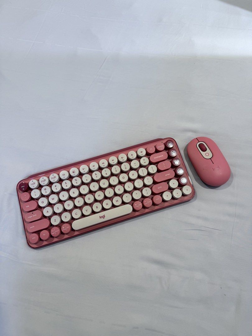 logitech POPKEYS keyboard + mouse470546996570378240
