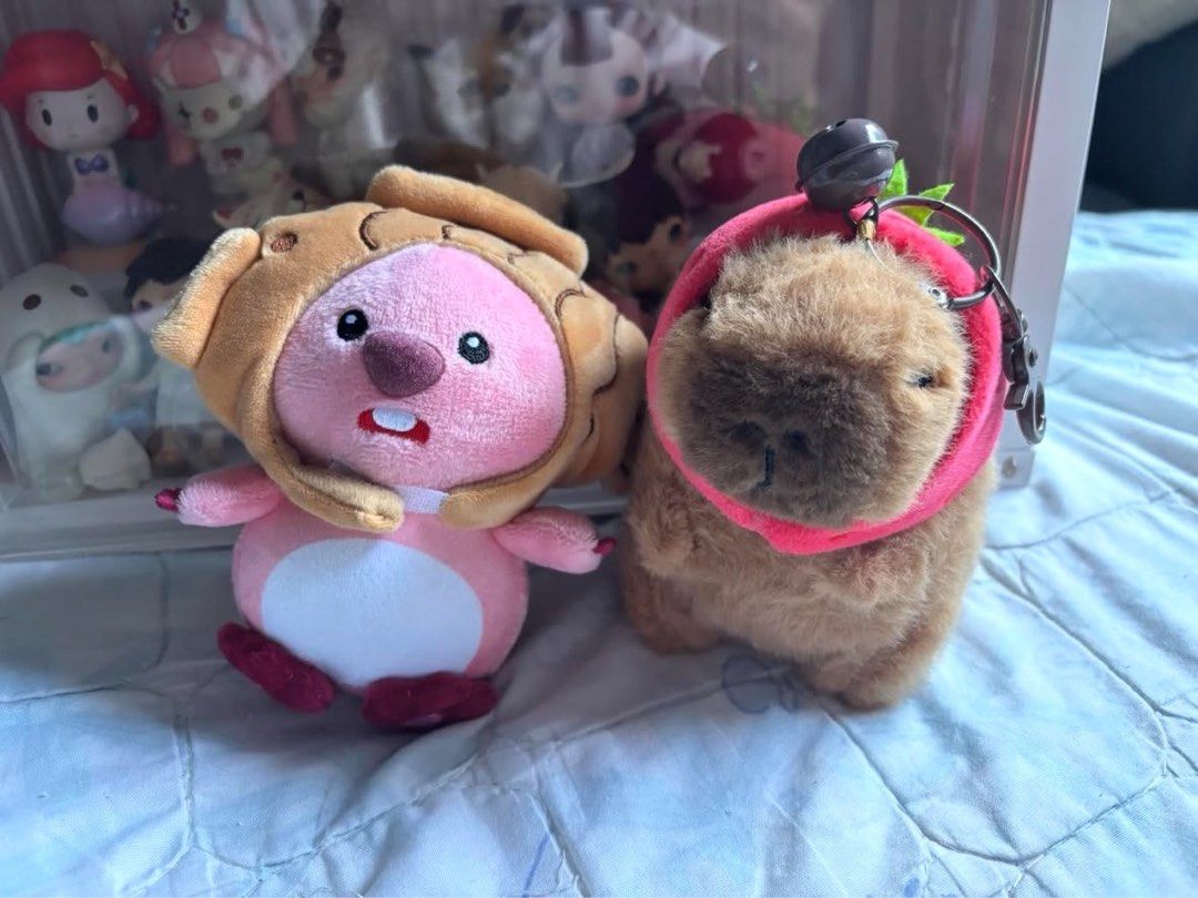 Loopy and Capybara Plushie Keychain (Category: Plushies & Soft Toys) located in Bulacan. Submitted by annpookiee (Listing ID 1441271906, Image 1). Description: .