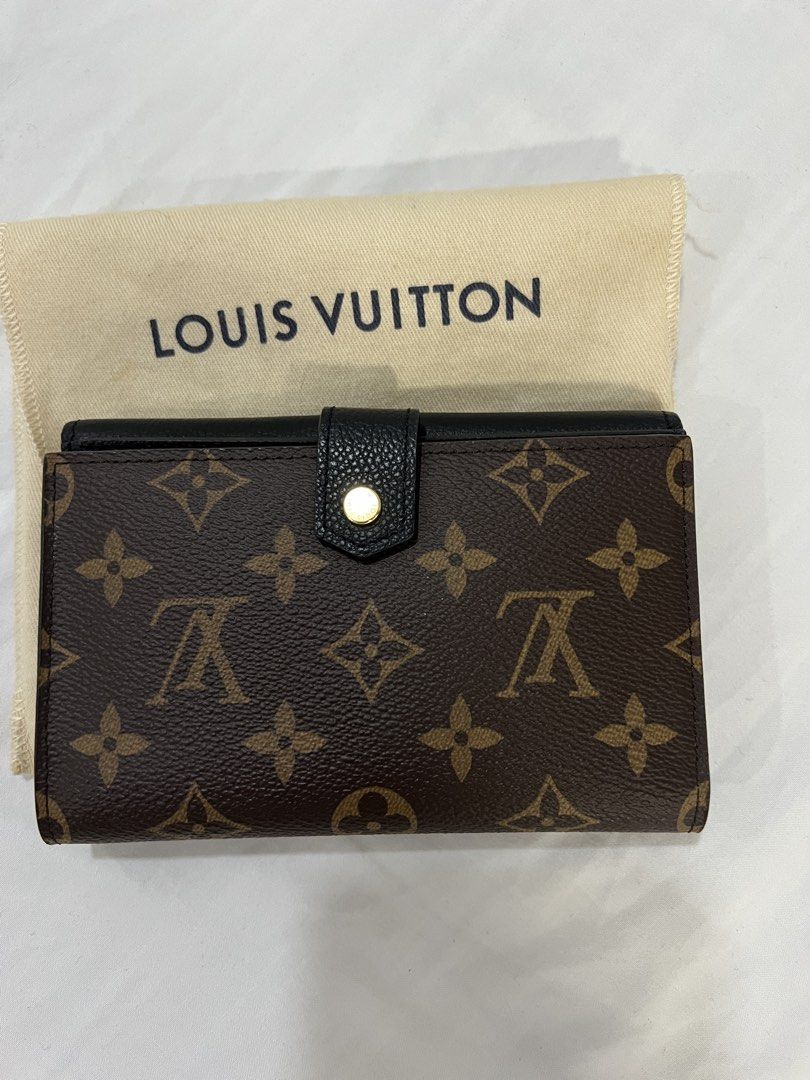 Louis Vuitton Pallas Compact Wallet (Category: Luxury Bags & Wallets) located in Pasig City. Submitted by reedcruz (Listing ID 1441350446, Image 3). Description: In very good condition W dust bag only .