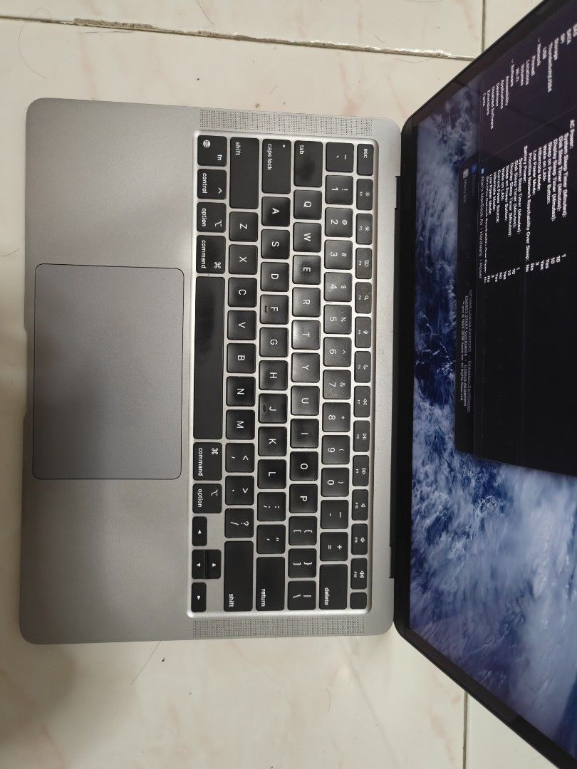M1 Macbook Air470142361797273601