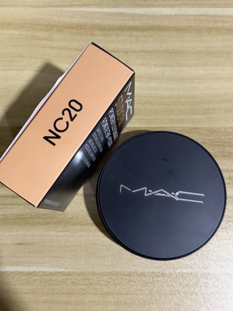 MAC Studio Fix Powder Plus Foundation NC20 (Category: Makeup) located in Las Pinas. Submitted by shen011 (Listing ID 1441248405, Image 2). Description: - MAC Studio Fix Powder Plus Foundation - Shade: NC20 - 24hr oil control - Blur-matte finish - Buildable coverage - Refillable - Ideal for on-the-go touch-ups - Comes with original box -Swatched only.