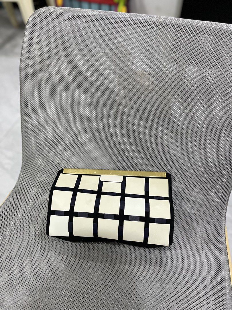 Marni - Marni Clutch Bag (Category: Luxury Bags & Wallets) located in Taguig. Submitted by shhhhselection (Listing ID 1441364389, Image 3). Description: DECLUTTERRING “Marni Clutch Bag with Gold Hardware” Authentic Good as New - Rank S Kasya Iphone 17 Pro Max and 1 Million in Cash hahaha No Issue Bag Only 2498 Pesos Only 📍Taguig City.