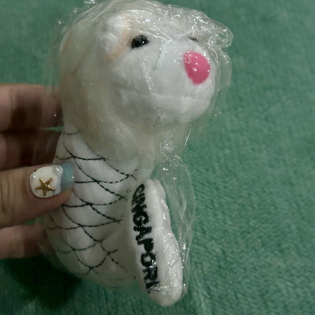 MERLION SINGAPORE PLUSH CHARM (Category: Plushies & Soft Toys) located in Quezon City. Submitted by kitsune.treasures (Listing ID 1441321463, Image 3). Description: *First to pay policy! *1 day reservation only. Failure to pay on time, auto cancel. 📍Quezon City * MOD: J&T | Lalamove * MOP: GCASH | BPI 📦ON HAND AND READY TO SHIP CONDITION: WHAT YOU SEE IS WHAT YOU GET. Dimensions: Kindly check the photos for the actual measurements. Please check