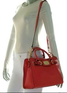 (Category: ) located in . Submitted by pr3ttysboutique_pt2 (Listing ID 1441303026, Image 1). Description: .