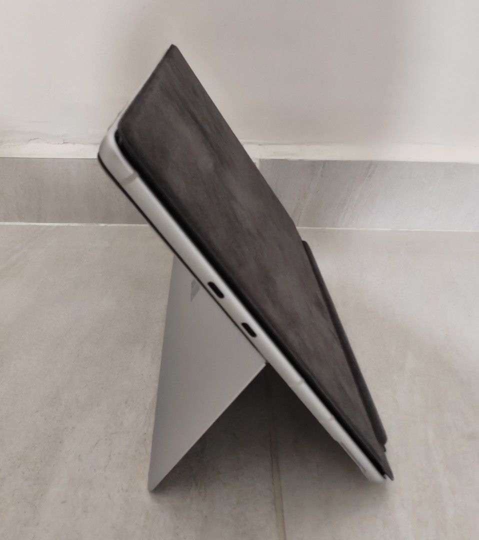 Microsoft Surface Pro 9 Arm470142360675297284