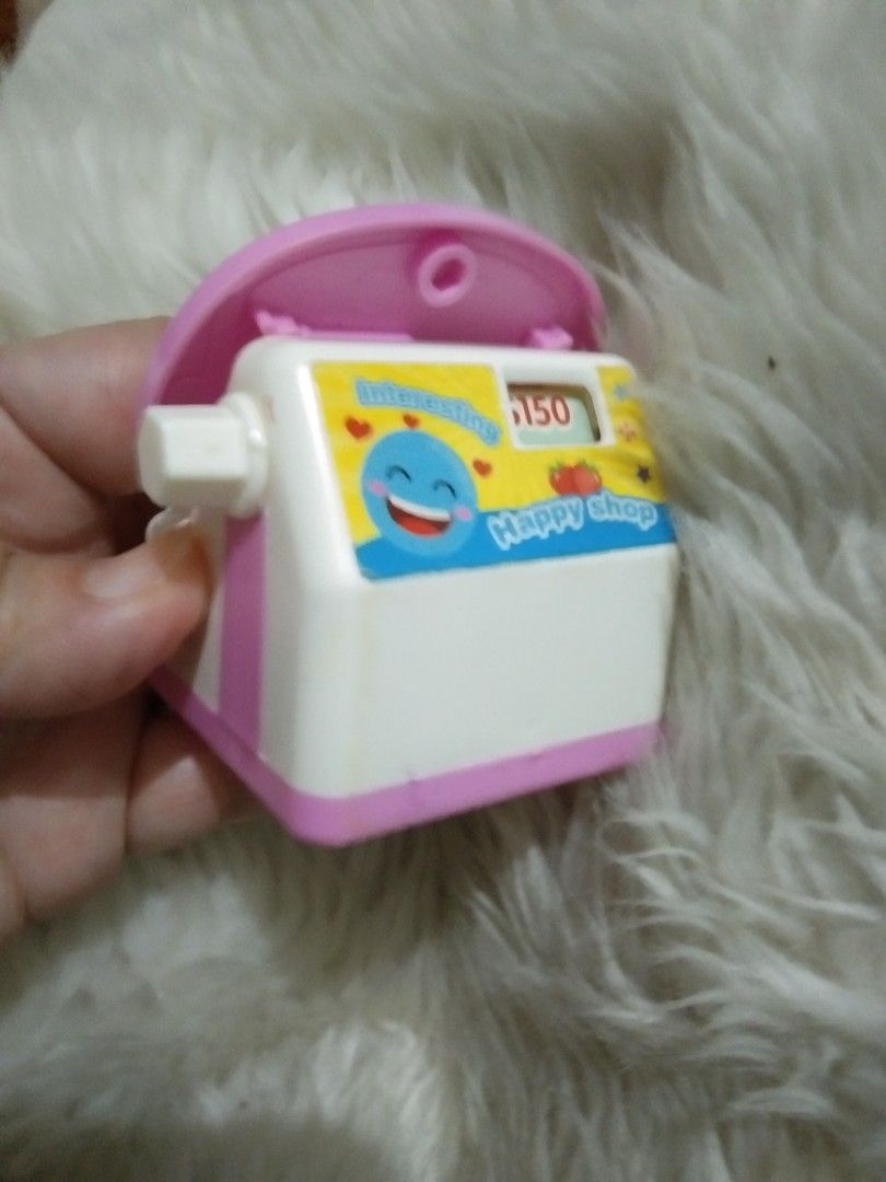 Mini cash register pink (Category: Office & Business Technology) located in Quezon City. Submitted by eidorableshop (Listing ID 1441261282, Image 2). Description: .