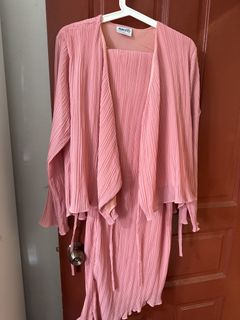 (Category: ) located in . Submitted by beauteboxeboutique (Listing ID 1441236852, Image 1). Description: .