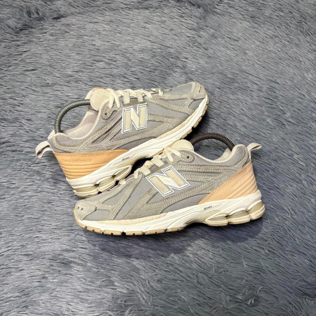 New Balance 1906R | 7.5W (Category: Sneakers) located in Manila. Submitted by miczfilomenoo (Listing ID 1441370023, Image 1). Description: Sale | Trade NB1906 Size 7.5W Used | No box ₱1,495.
