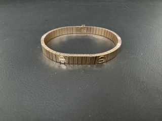 (Category: ) located in . Submitted by thejewellerygalleria.custom (Listing ID 1441246512, Image 1). Description: .