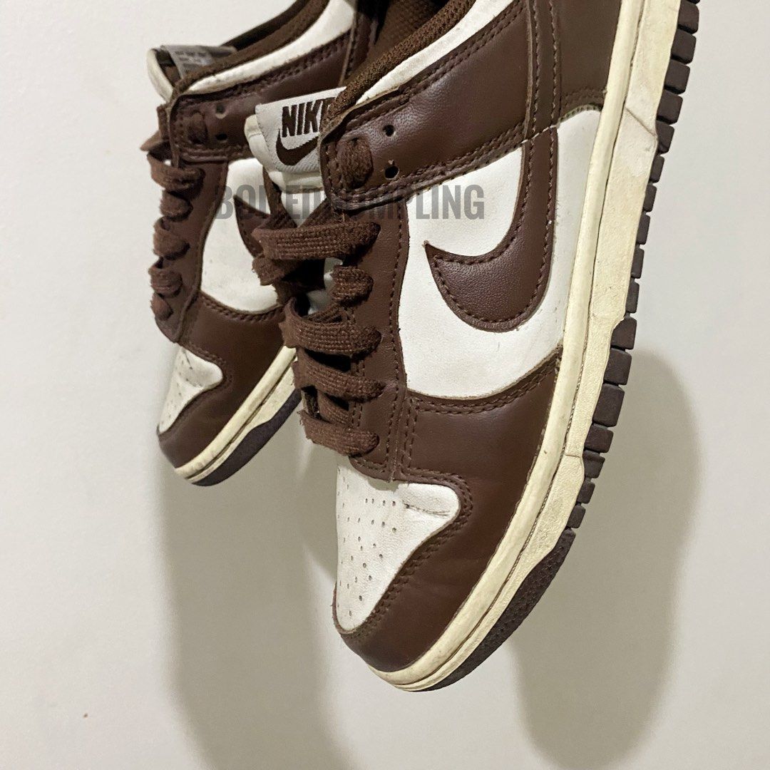 Nike Dunk Low Cacao - Dunks Womens 6 UK3.5 (Category: Sneakers) located in Manila. Submitted by boileddumpling (Listing ID 1441352161, Image 2). Description: NIKE DUNK CACAO - bought in Shoegame Manila MOA for 6k - size: 6 / EUR 36.5 / 23cm - with original box - slightly negotiable - ‼️can be professionally cleaned by a shop upon request (with cleaning: fixed 2500) 🏷️ payment first: gcash / maya 📍meet-up: weekend UST/España/Parañaque area (vari