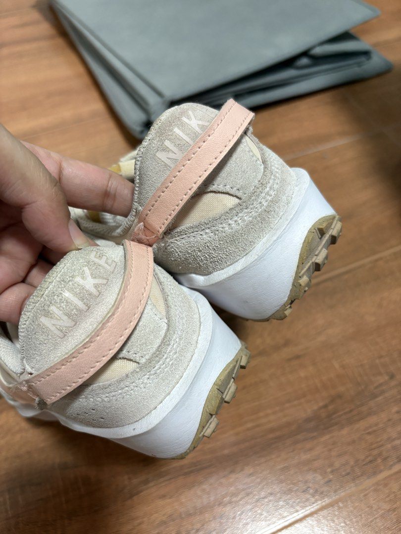 Nike Waffle Trainer 2 SE "Light Bone" Women's (Category: Sneakers) located in Antipolo. Submitted by tagsale101 (Listing ID 1441310163, Image 3). Description: - Nike Waffle Trainer 2 SE Sneakers - Color: Light Bone with Pink Accents - Size: US Women's 6 (EUR 36.5) - Perfect for casual everyday wear.