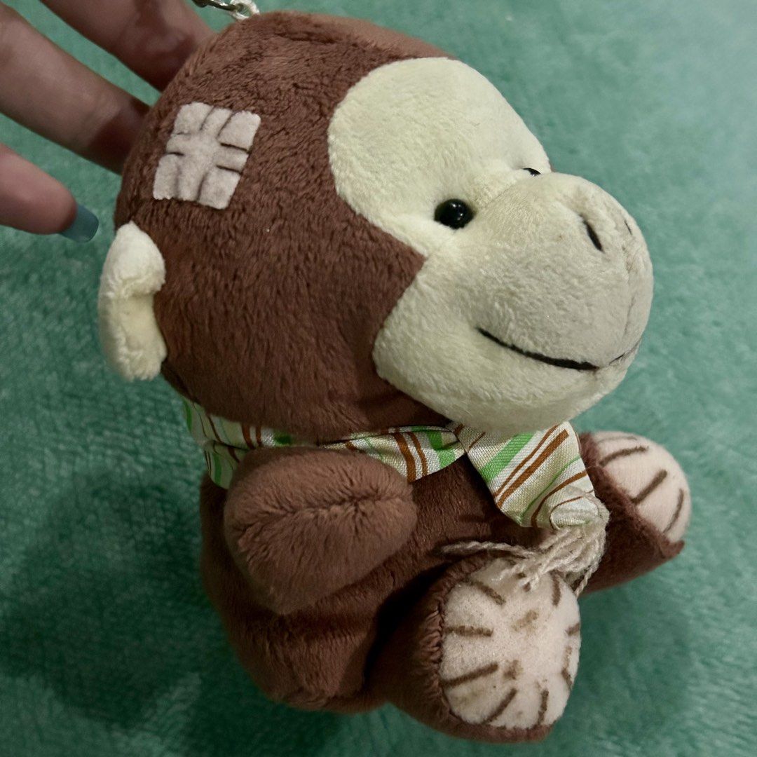 OCEAN PARK HONGKONG MONKEY PLUSH CHARM (Category: Plushies & Soft Toys) located in Quezon City. Submitted by kitsune.treasures (Listing ID 1441305917, Image 2). Description: *First to pay policy! *1 day reservation only. Failure to pay on time, auto cancel. 📍Quezon City * MOD: J&T | Lalamove * MOP: GCASH | BPI 📦ON HAND AND READY TO SHIP CONDITION: WHAT YOU SEE IS WHAT YOU GET. Dimensions: Kindly check the photos for the actual measurements. Ple