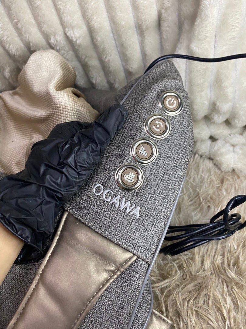OGAWA Shoulder and Neck Massager (Category: Massage Devices) located in Baguio. Submitted by cleverlion_e92944 (Listing ID 1441295050, Image 3). Description: - OGAWA Shoulder & Neck Massager..can alao sa back - Elegant Wood Grain Finish - 4 Massage Modes - Soothing Heat Function - Includes Power Adapter - Perfect for Post-Work Relaxation & Muscle Tension Relief.