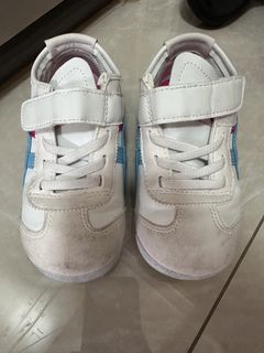 （分類：）位於 。 由 mandykanyi 提交（商品編號 1441228859，圖片 1）。簡介： 。