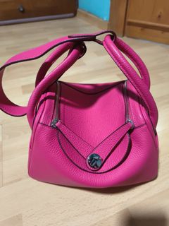 (Category: ) located in . Submitted by shoppingtreat (Listing ID 1441328037, Image 1). Description: .