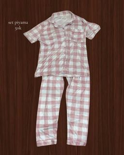 (Kategori: ) berada di . Dikirim oleh violith (ID iklan 1441344414, Gambar 1). Deskripsi: .