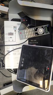 Polycom HDX 7000 Video Conferencing System with Remote Control477799036664555520
