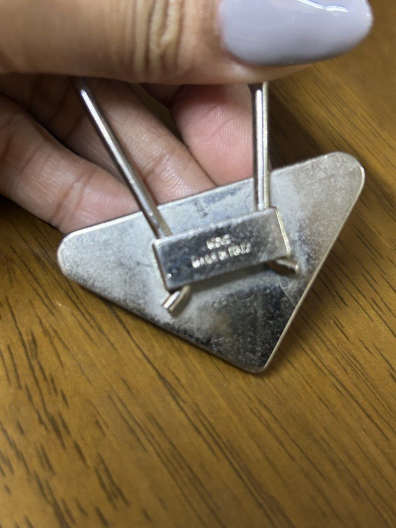 PRADA key ring (Category: Luxury Accessories) located in Las Pinas. Submitted by kwenbeh (Listing ID 1441269685, Image 3). Description: .
