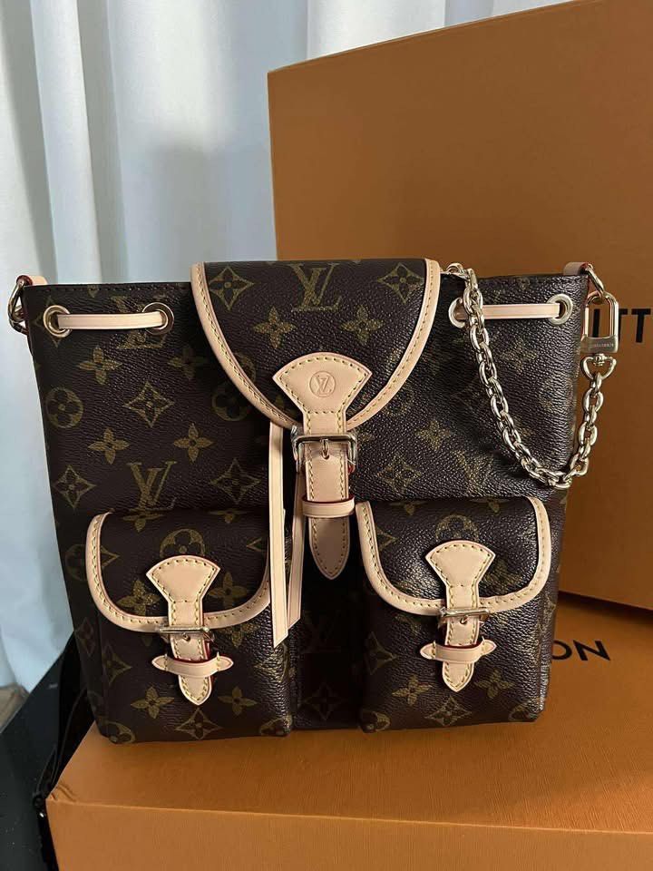 Preloved Lv Pm Backpack (Category: Luxury Bags & Wallets) located in Manila. Submitted by bagsandmanymanymore1 (Listing ID 1441159745, Image 1). Description: Preloved Lv Backpack Size 21 x 23 x 10cm Microchip scannable Good condition Please read before you order 👉🏻❗️Payment first before shipping ❗️Cut off time of payment 11am sameday delivery ❗️NO MEET UP / NO PICK UP ❗️ORDER CANNOT BE CANCELLED ❗️PLEASE DON’T BUY IF YOU ARE IN DOUBT ❗️NO RETUR
