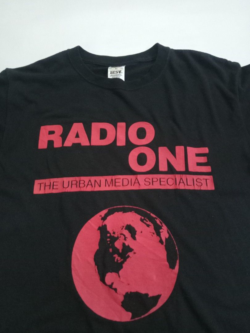 Radio One ( vintage promo tee) (Category: Tshirts & Polo Shirts ) located in Tuguegarao City. Submitted by glvssjoe. (Listing ID 1441262919, Image 2). Description: MEDIUM 27*20 9/10 some print stretch 450.