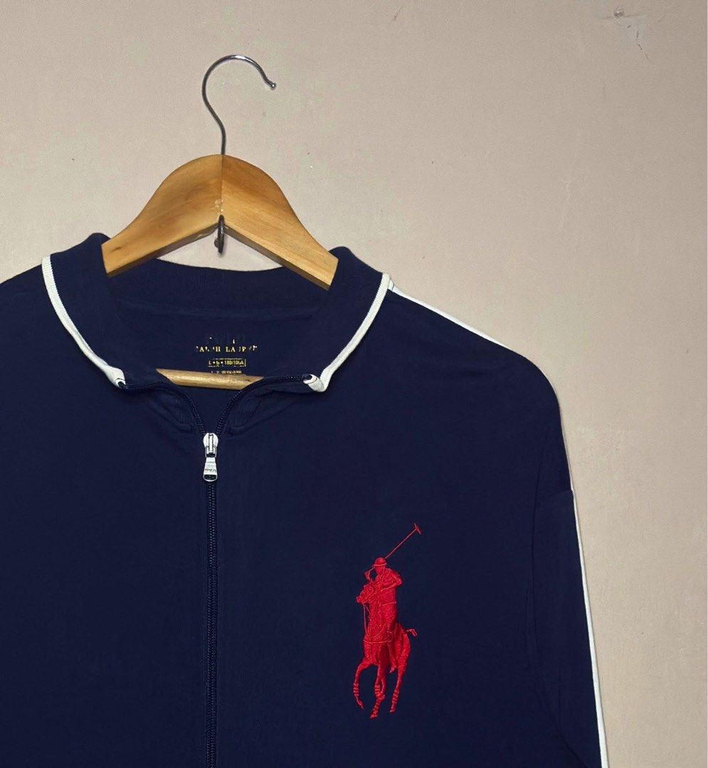 Ralph Lauren (Category: Coats, Jackets and Outerwear) located in Dumaguete. Submitted by delfinds (Listing ID 1441248168, Image 3). Description: Polo Ralph Lauren Big pony full zip jacket Large Dimes: 23x29 Excellent condition 9.5/10 color rate Color may vary due to lighting No issue Loc: Dumaguete City, Negros Oriental 📩📩📩.
