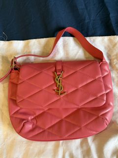 (Category: ) located in . Submitted by dabyladaby2 (Listing ID 1441341808, Image 1). Description: .