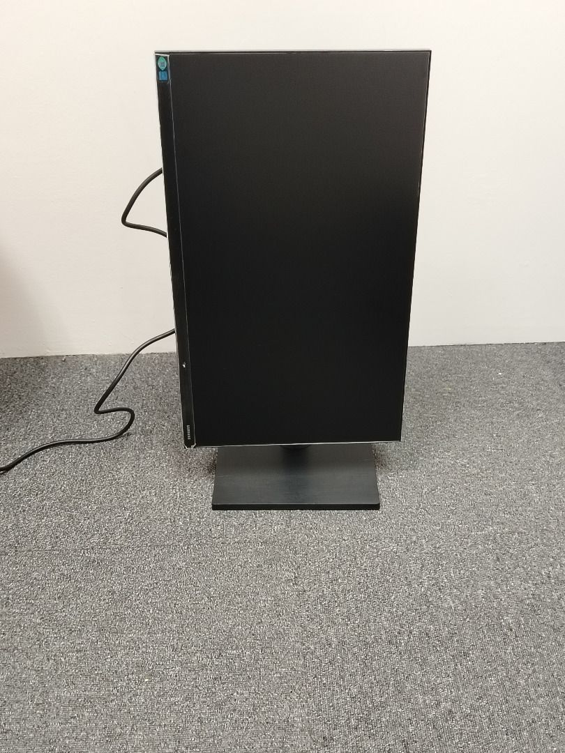 Samsung Monitors470275140974039041