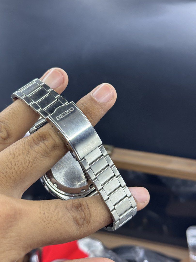 Seiko 5 7s26 Rare Grey Dial vintage Automatic (Category: Men's Watches) located in Pinili. Submitted by thetimecollector (Listing ID 1441357156, Image 2). Description: Grey dial 7s26 automatic seiko 37mm case New serviced (june 1,2026) Newly polished .