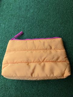 (Category: ) located in . Submitted by clearingmystuffxx (Listing ID 1441196991, Image 1). Description: .