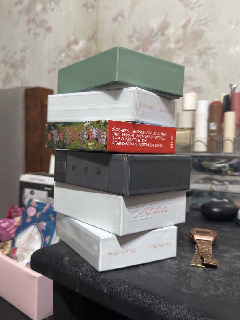 SEVENTEEN KIHNO ALBUMS (Category: CDs & DVDs) located in Quezon City. Submitted by sellaine (Listing ID 1441236040, Image 1). Description: SEVENTEEN KIHNO ALBUMS 1400 set / 250 per album -complete inclusions except for the rpc (400 with rpc except FML) .