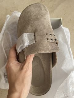 (Category: ) located in . Submitted by wardrobecloset (Listing ID 1438959935, Image 1). Description: .