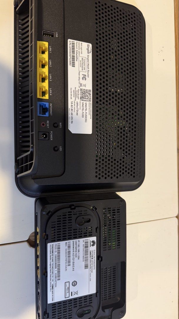 SingTel Optical Network Router470412234170060801