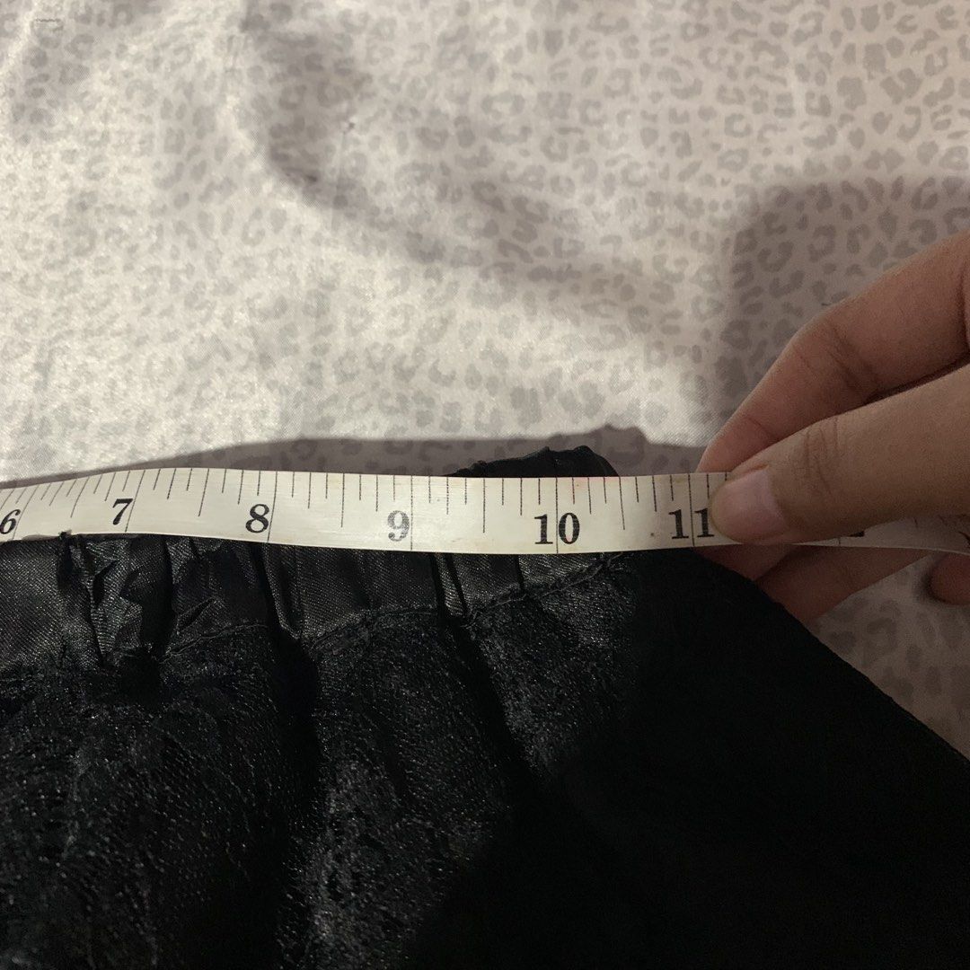 Soft Lace Sexy Skirt (Category: Skirts) located in Pasig City. Submitted by closetnigastadora (Listing ID 1441222152, Image 3). Description: ❌BAWAL SA MABAGAL MAGREPLY. FIRST TO PAY BASIS PO TAYO. ❌ NO VIDEO PROOF WHILE OPENING THE PARCEL AND CHECKING THE ITEMS, NO REFUND/RETURN. ❌PAG MAY FLAW, WILL DEFINITELY DISCLOSE PERO SINCE UKAY ITO, KAHIT PA SABIHIN NA WALANG FLAWS, HINDI PARIN ITO BRAND NEW, SO MAAARING MAY SIGNS OF USAGE OR UNNOTICEABLE 