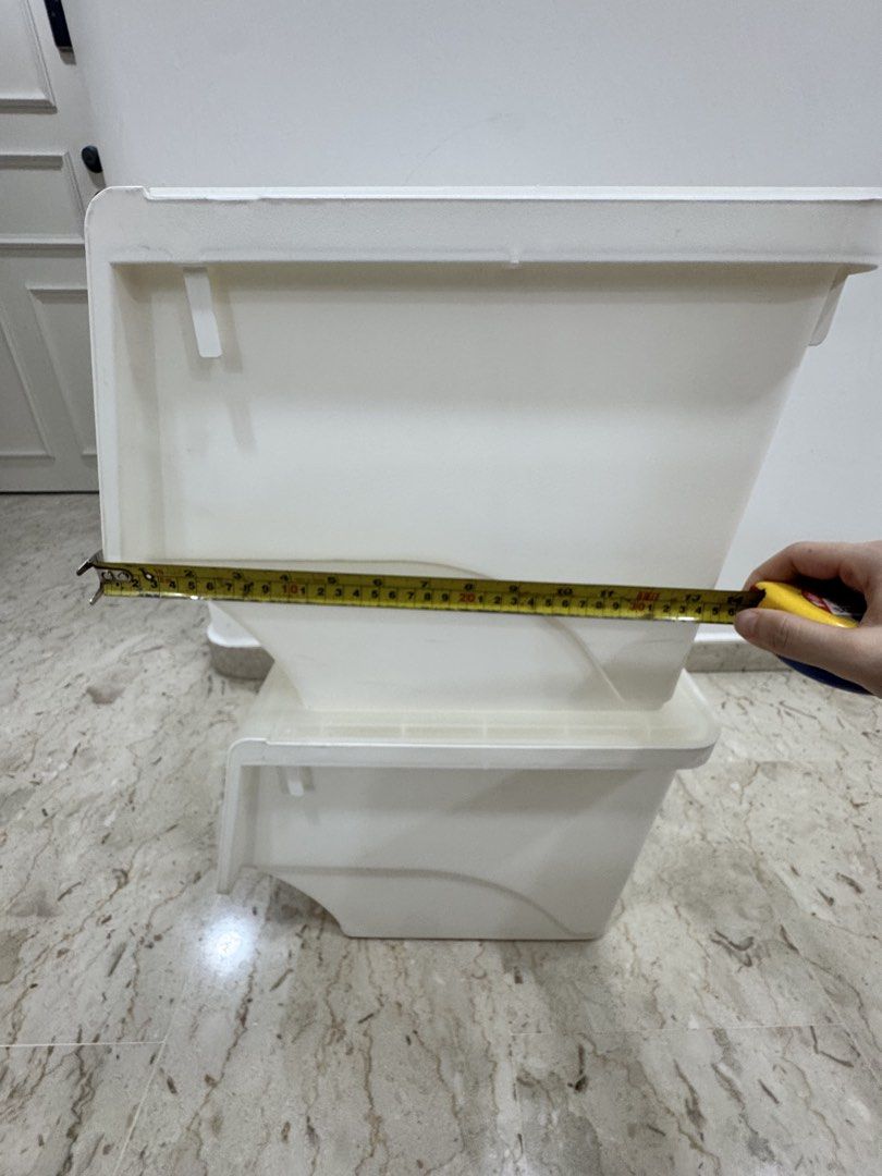 Stackable Plastic Storage Boxes (Set of 4)470214314181283841