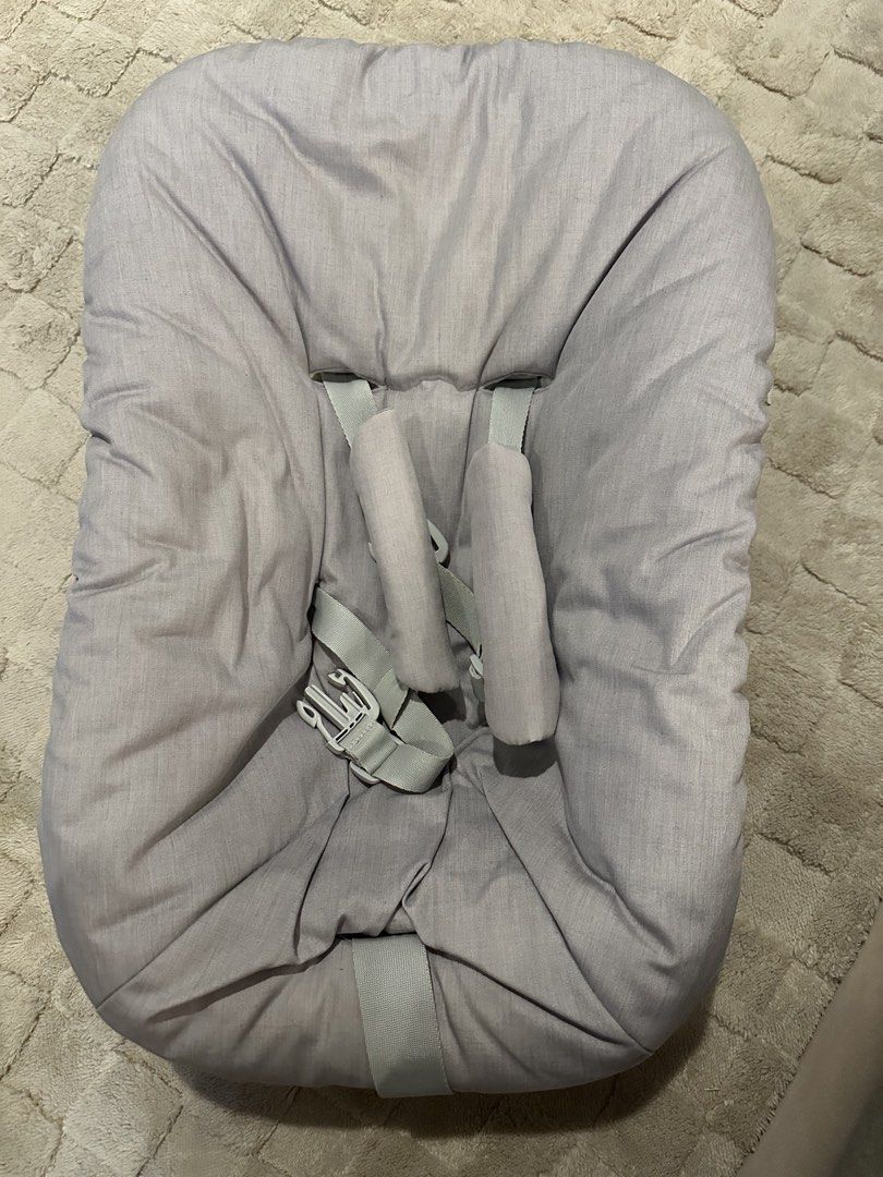 Stokke Tripp trapp growth chair newborn (Category: Other Kids Furniture) located in Singapore. Submitted by hellooyyouu (Listing ID 1441325866, Image 1). Description: Well- used however in good condition. No stains and took good care of it .