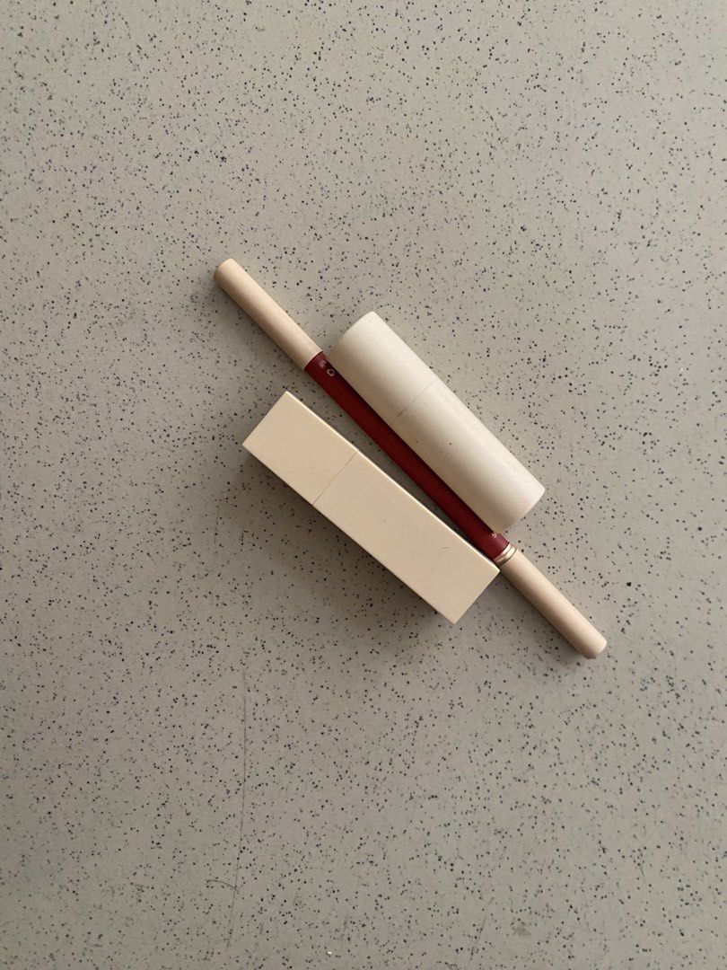 Sunnies “Major” Lip Bundle (Category: Makeup) located in Pasig City. Submitted by raspberryfurs (Listing ID 1441210860, Image 1). Description: only used once ! major is not really my color so it’s just stuck in my makeup drawer .