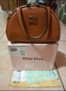 (Kategori: ) berada di . Dikirim oleh second_branded99 (ID iklan 1441358332, Gambar 1). Deskripsi: .