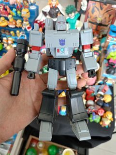 (Category: ) located in . Submitted by jeweltoys (Listing ID 1441363852, Image 1). Description: .