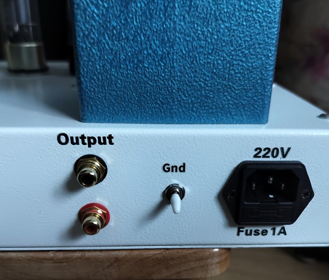 Tube Preamplifier471492539376609284