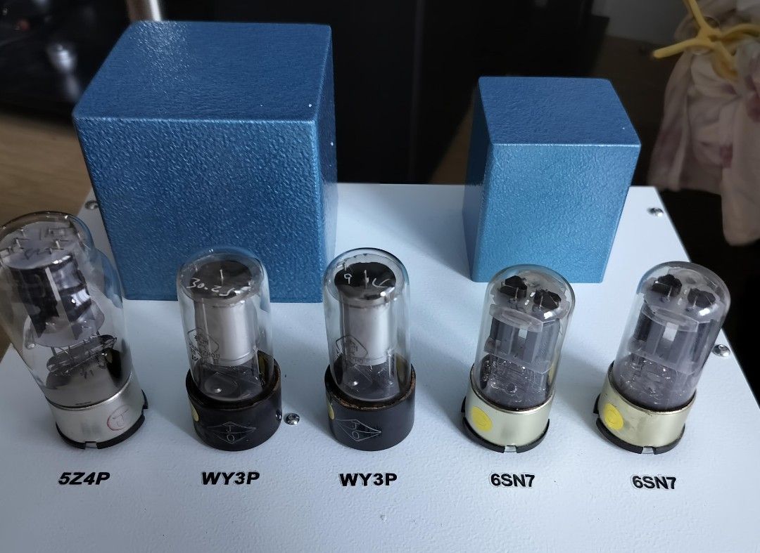 Tube Preamplifier471492539376609281
